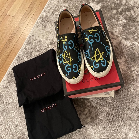 Gucci Limited Edition Black Leather Ghost Slip with Graffiti - Picture 1 of 11